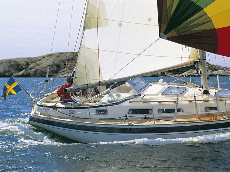 Hallberg-Rassy 34