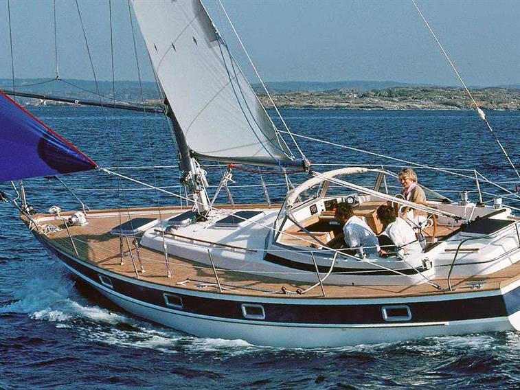 Hallberg-Rassy 352