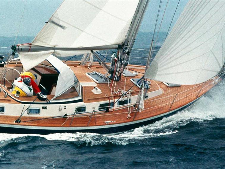 Hallberg-Rassy 45