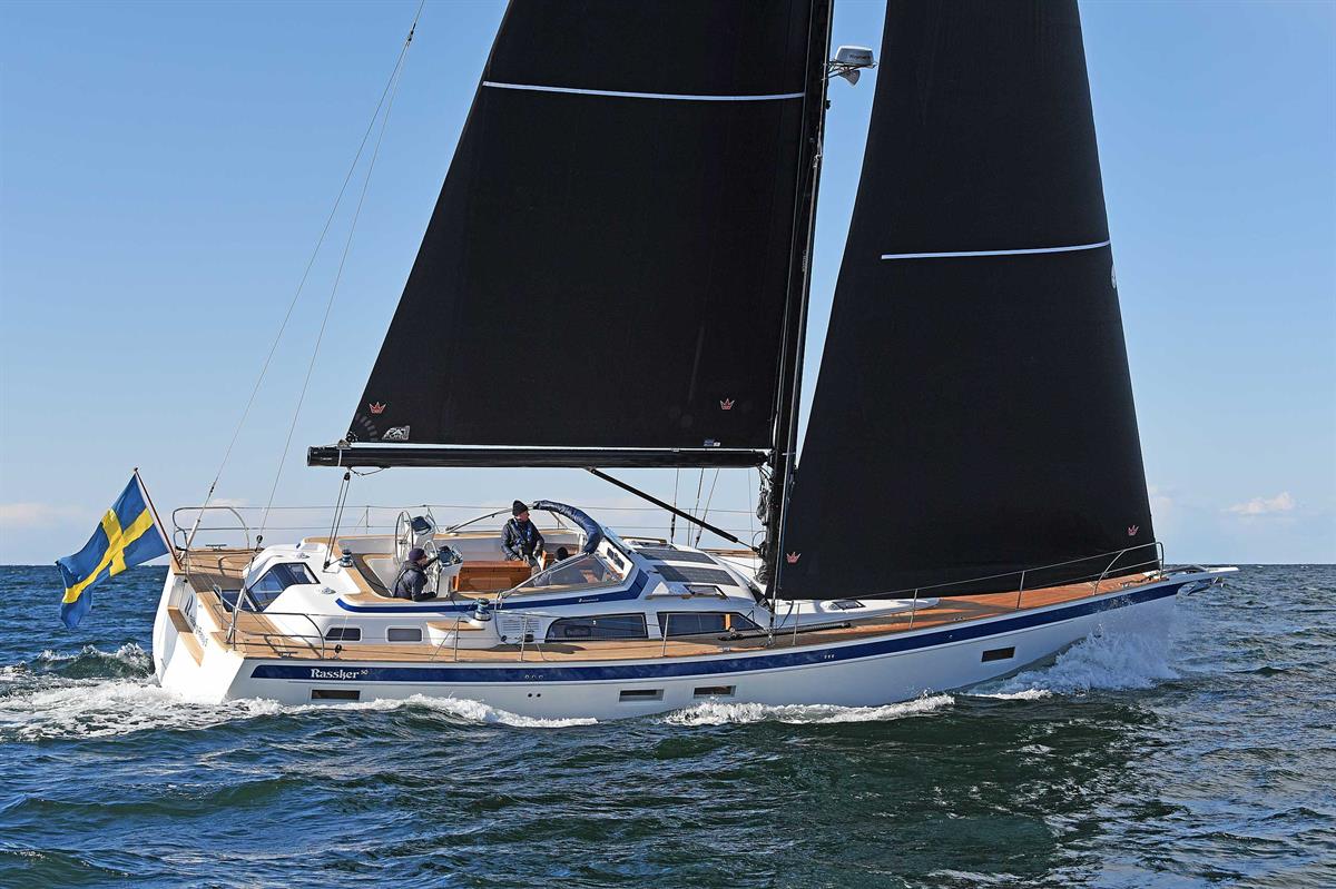 Hallberg-Rassy 50 Exterior