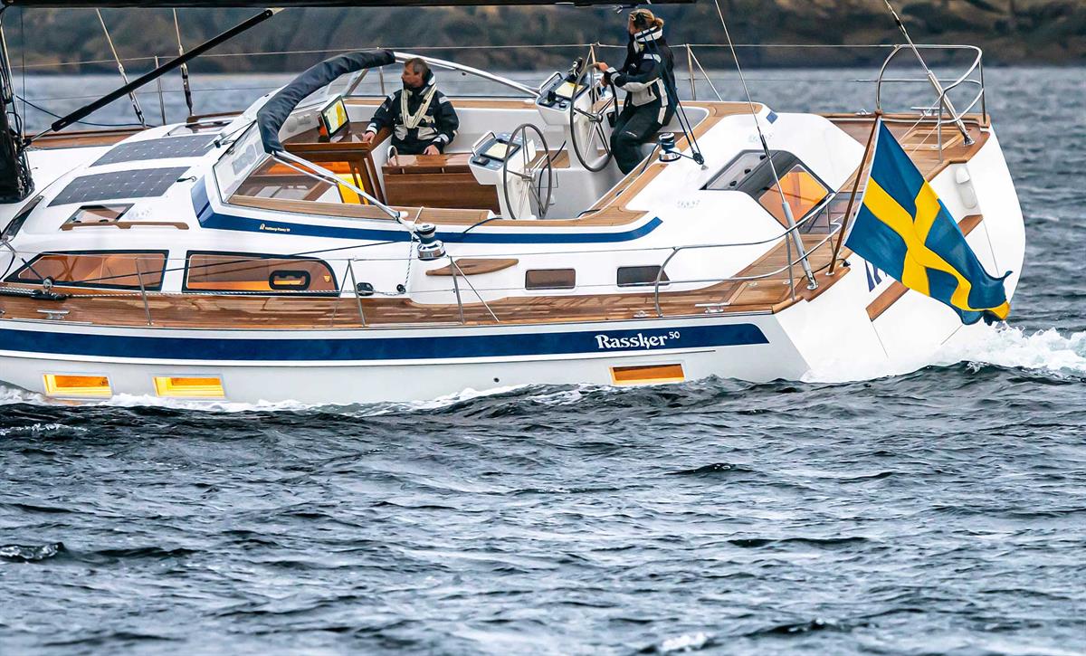 Hallberg-Rassy 50 Exterior