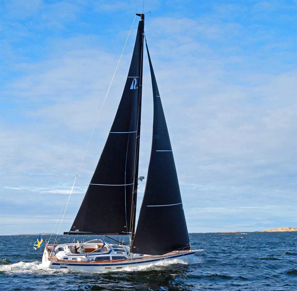 Hallberg-Rassy 50 Exterior