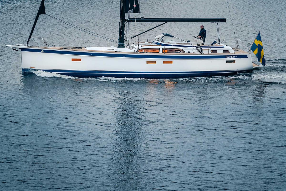 Hallberg-Rassy 50 Exterior