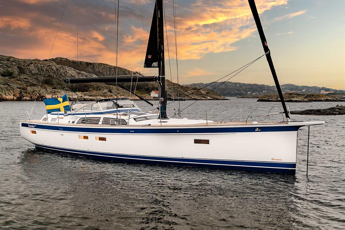 Hallberg-Rassy 50 Exterior