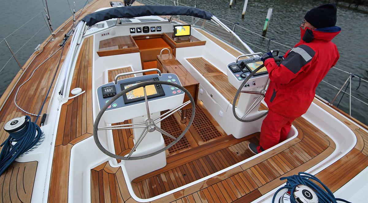 Hallberg-Rassy 50 Exterior